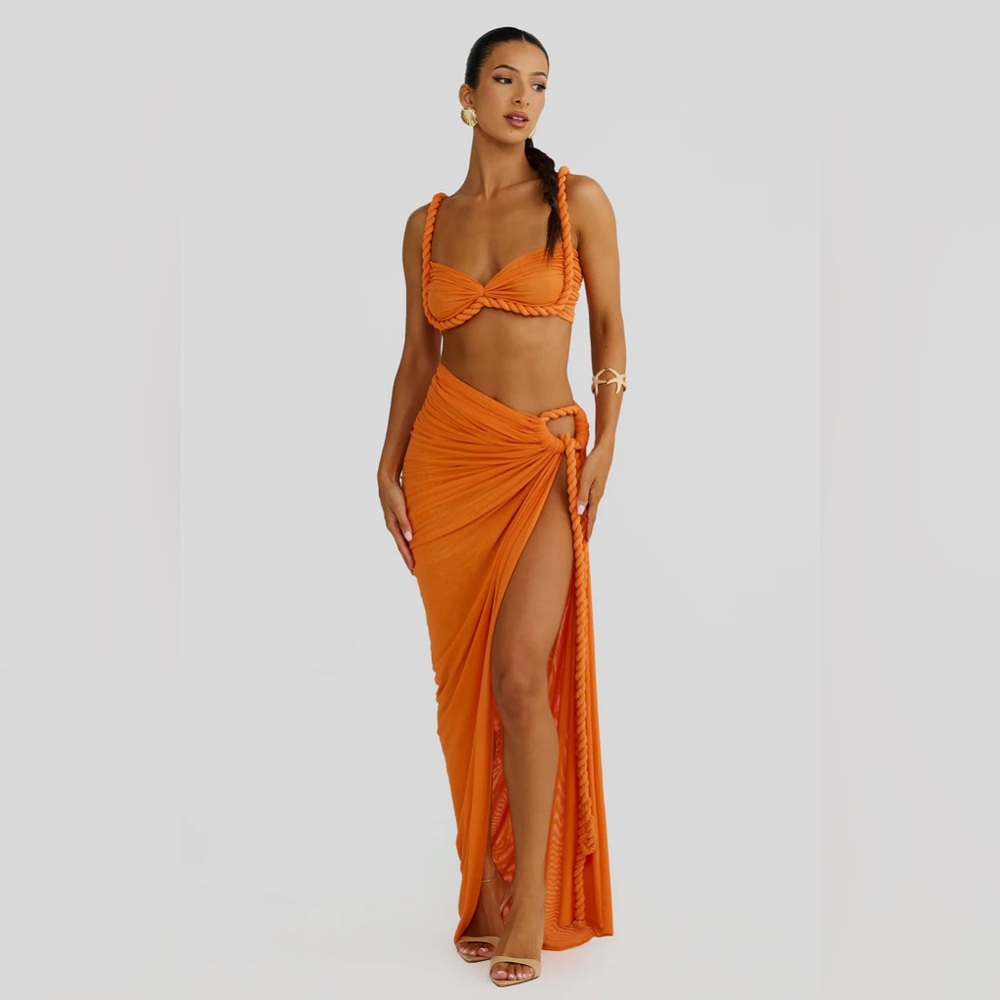 JAUS- AHRIA (Orange Top & Skirt)